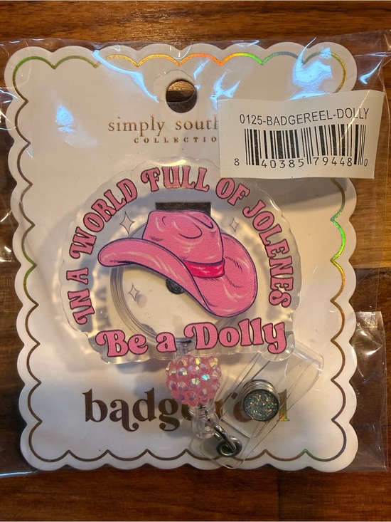 Simply Southern Accessories - Dolly Simply Southern Badge Reel